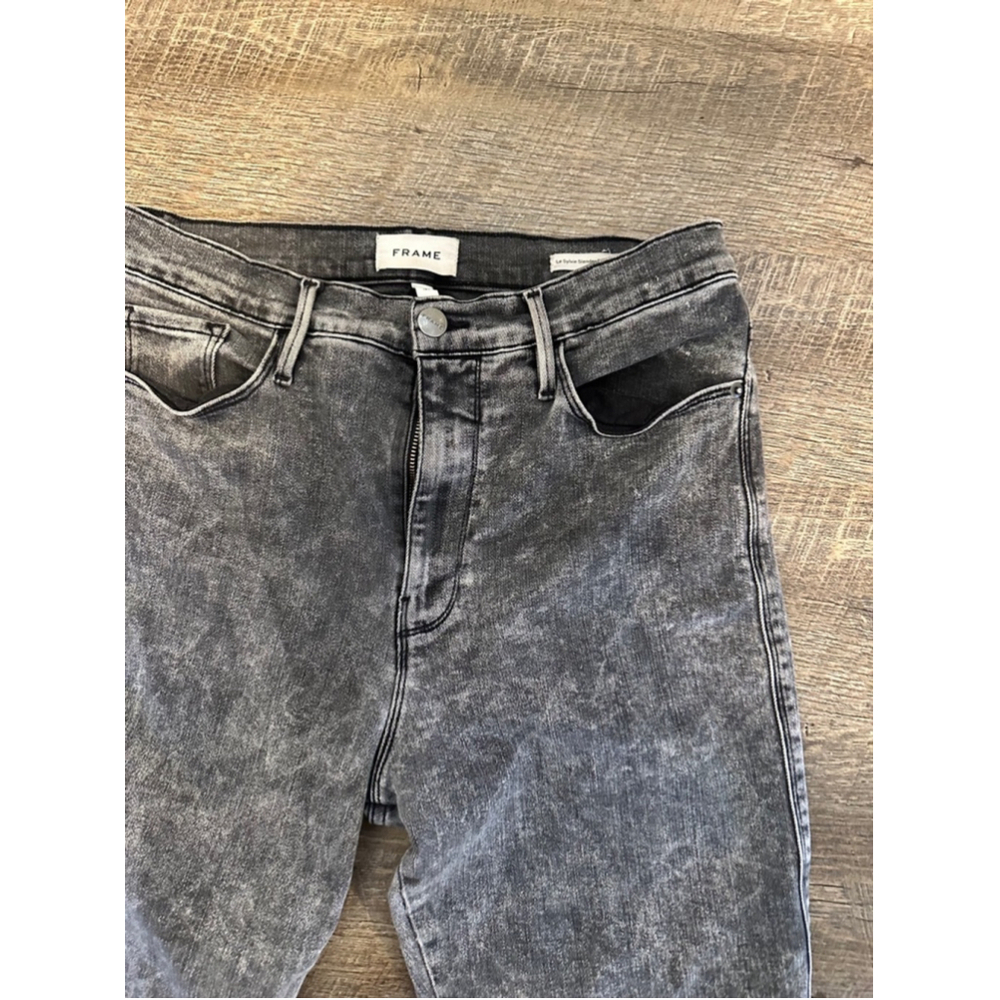 Women's FRAME Le Sylvie slender straight rockstarJeans, Size 31, Black - Picture 4 of 12